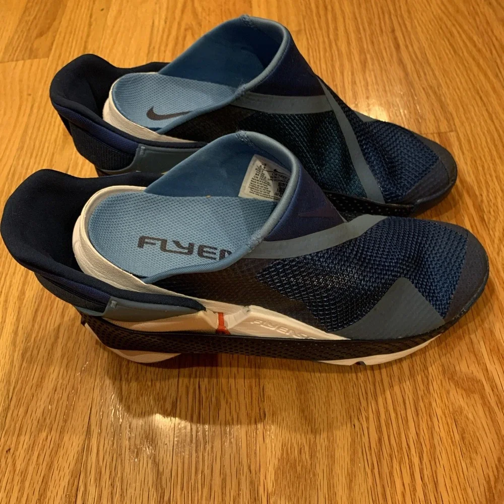 Nike Go Flyease Blue Slip On Hands Free Sneakers Shoes Mens Size 6.5 / Women's 8